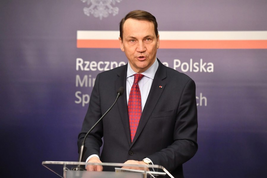 Ministrul polonez de externe cere țărilor din Europa să taie ajutoarele pentru bărbații ucraineni fugiți din țară