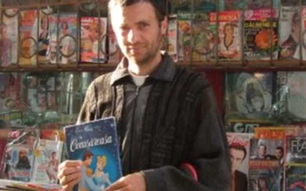 "Cenuşăreasa" se distribuie astăzi împreună cu "Adevărul"
