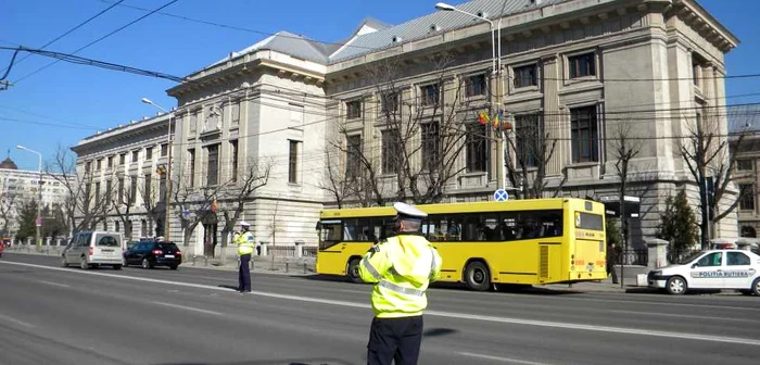 La bibliotecă funcţionează un centru cu internet gratuit. FOTO arhivă Adevărul Ploieşti