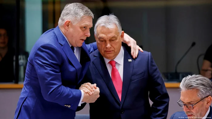 Premierul slovac Robert Fico este uneori pe aceeași lungime de undă cu omologul său ungar Orban