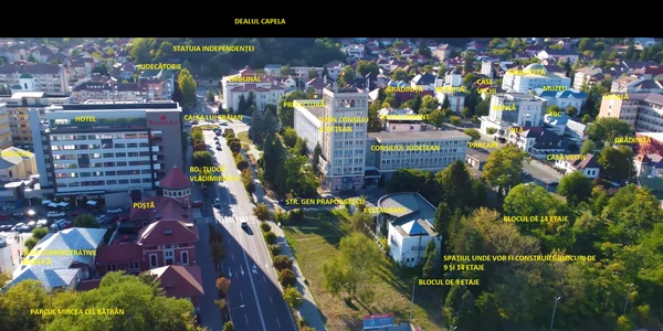Zona centrală din Râmnicu Vâlcea unde spațiul verde va fi înlocuit de blocuri gigant cu explicații Foto Daciana Stoica jpg