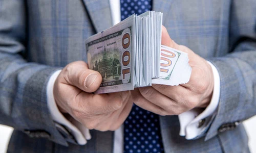 bani  foto   Shutterstock jpg
