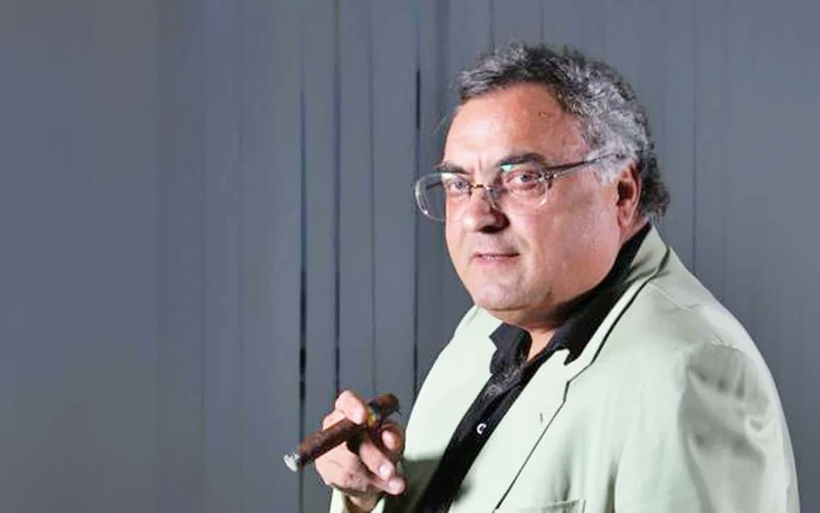 
    Dan Adamescu  