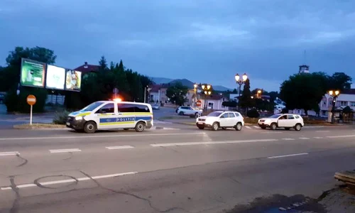 perchezitii hoti de lemn jpeg