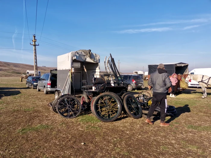 Concursurile sunt un bun prilej pentru comercianți de a-și prezenta marfa FOTO: Alian Mitran