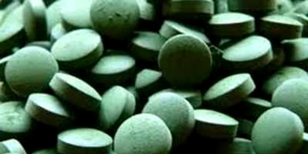 Spirulina este un supliment alimentar complex, dar nu substituie o alimentaţie echilibrată