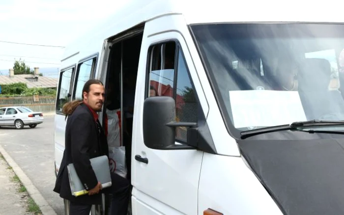 Profesorii navetişti nu şi-au primit banii de navetă din 2010 FOTO Arhivă