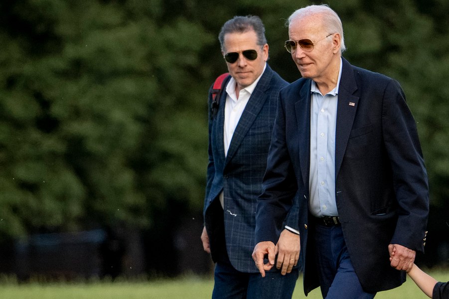 Emoții pentru președintele Biden.  Începe procesul contra fiului său Hunter pentru deţinere ilegală de arme