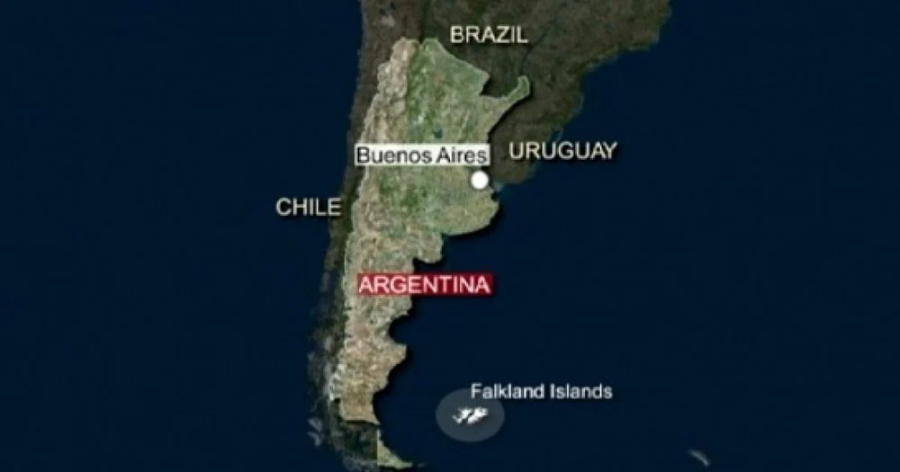 Argentina reclamă tranzitul unei nave britanice în apropierea coastelor sale. Disputa privind Insulele Falkland, reaprinsă după semifinala de la Mondiale