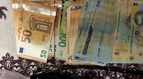 Percheziții la traficanți de droguri (3) jpeg