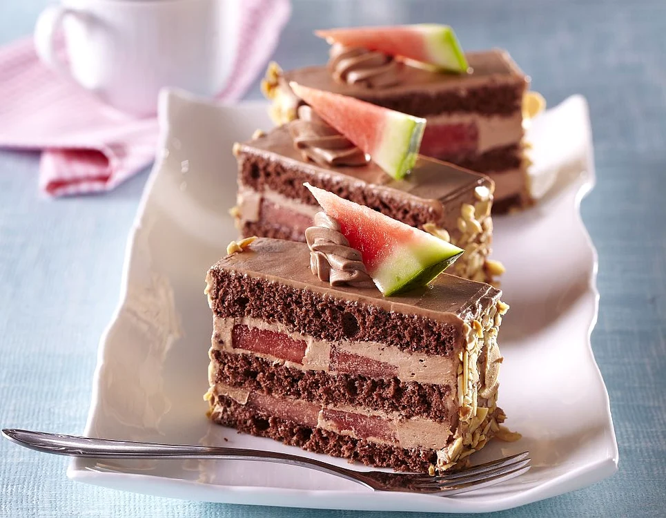 tort cu cacao si pepene verde jpeg