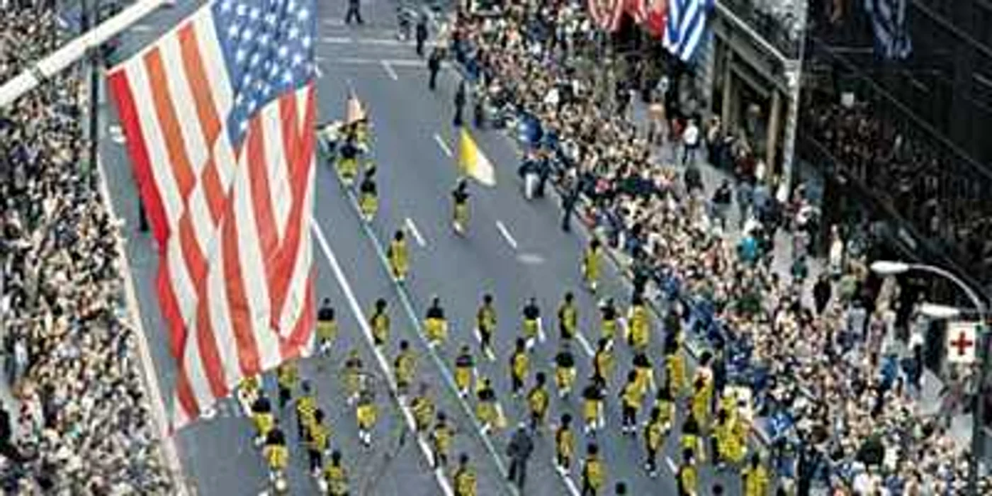 La parda de St. Patrick de la New York asistă peste 150.000 de oameni