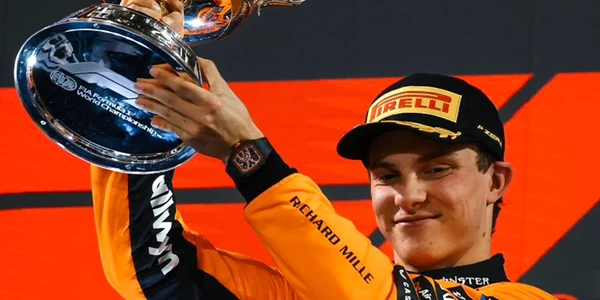 oscar piastri fb mclaren jpg