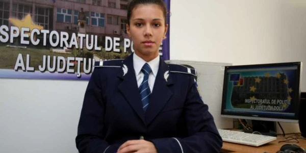Agent Amelia Căprărin, purtătorul de cuvânt al Inspectoratului Judeţean de Poliţie Dolj. 