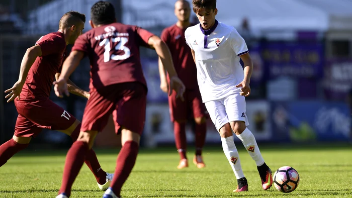 
    Ianis Hagi i-a impresionat pe italieni  