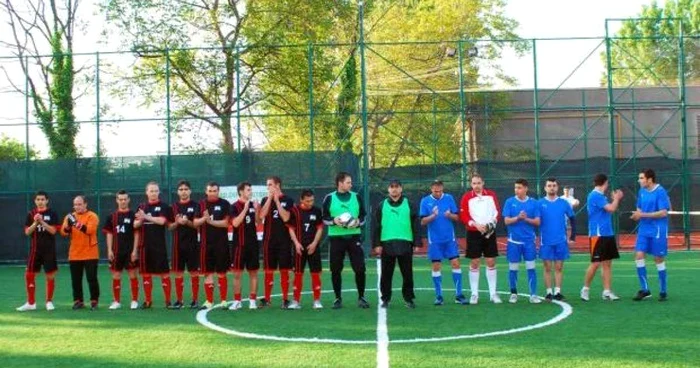 Echipa de fotbal "Adevărul"