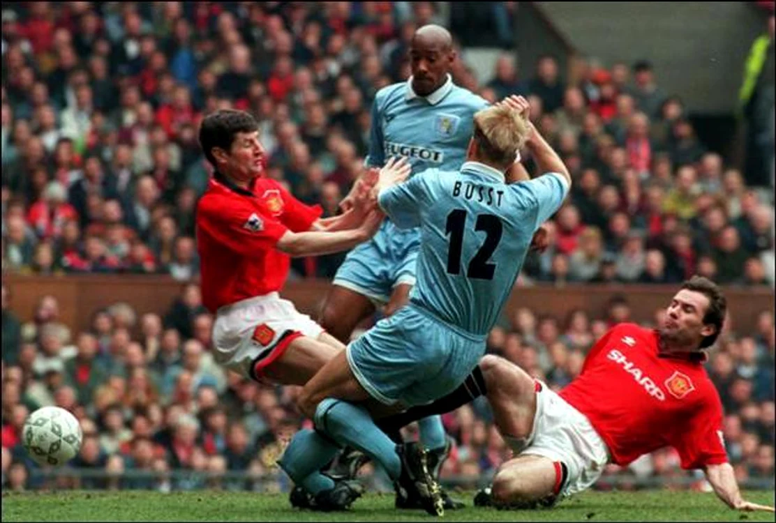 Cele mai urâte accidentări din fotbal. Ultima fază din cariera lui David Busst