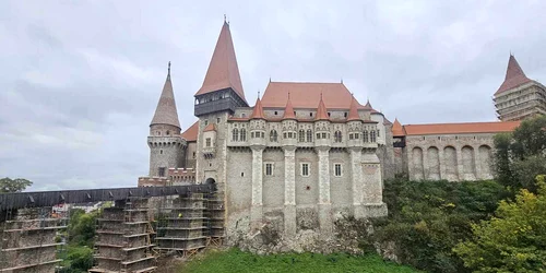Podul de la Castelul Corvinilor  Foto Daniel Guță ADEVĂRUL (11) jpg