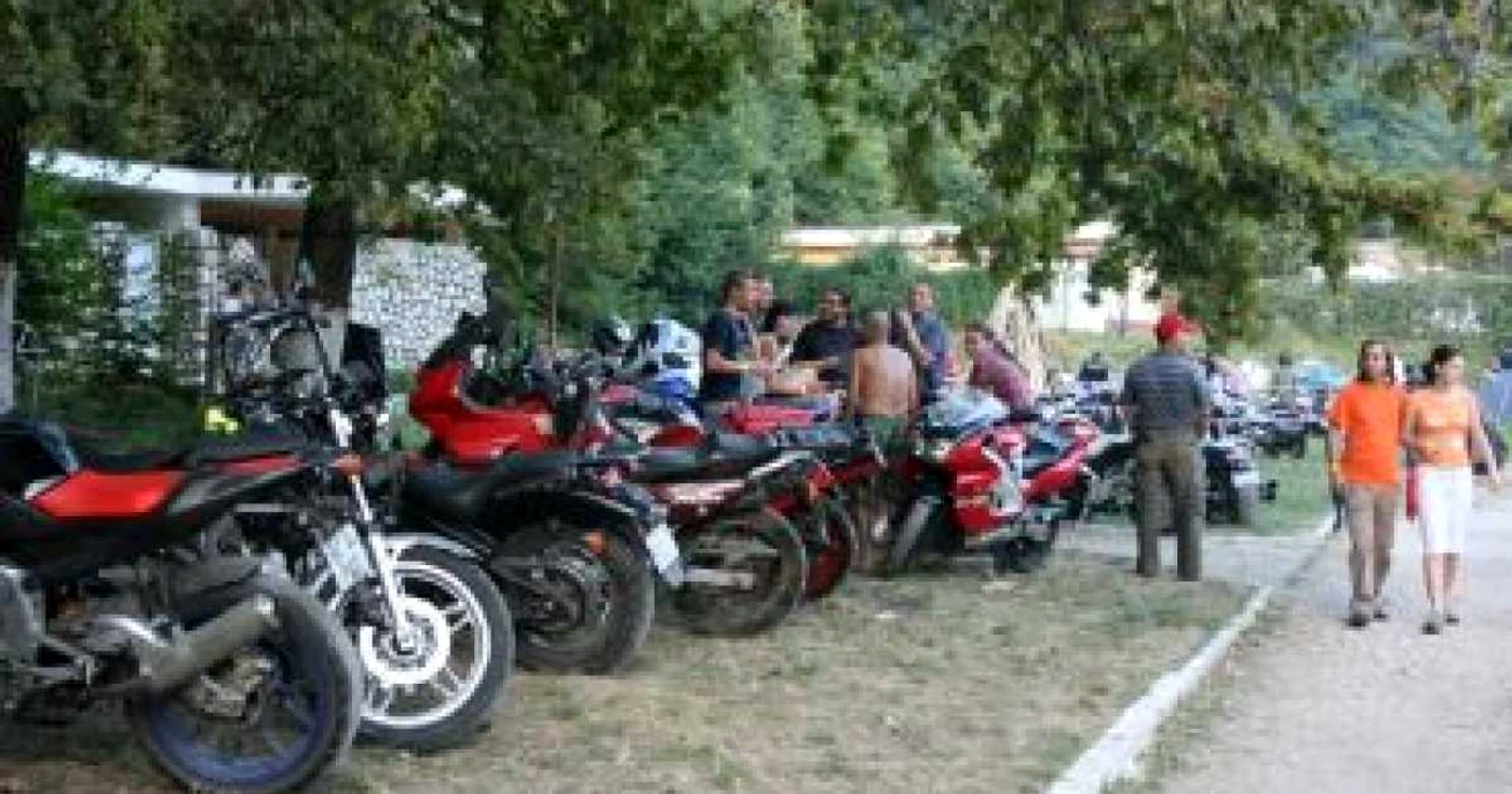 Braşov: Distracţie totală la Moto Party 2009, la Râşnov