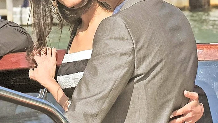 
    Adina Buzatu, surpriză de proporții pe aeroportul Otopeni Foto: Arhivă personală  