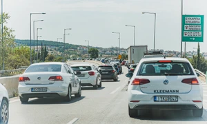 Mașini Grecia - sosea FOTO Shutterstock 