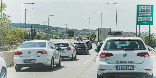 Mașini Grecia - sosea FOTO Shutterstock 