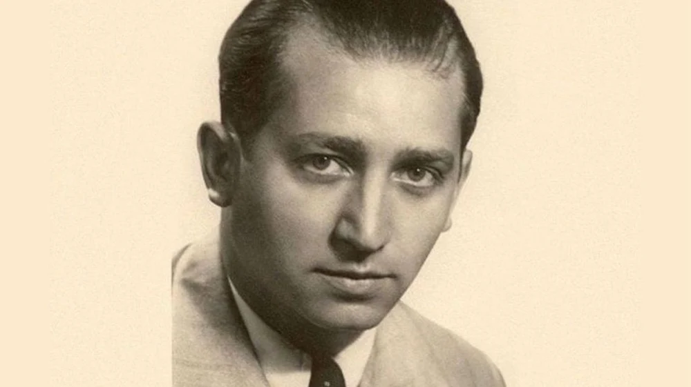 29 mai: Moartea lui Mihail Sebastian, unul dintre marii dramaturgi români, interzis în perioada antisemitismului. Avea doar 37 de ani
