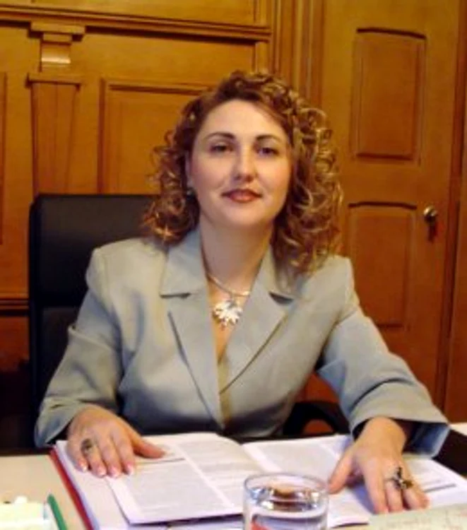 Elisabeta Drăguţ