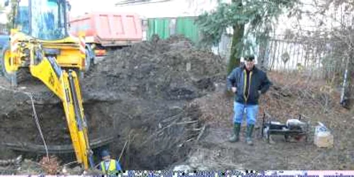 Angajaţii Aquabis remediază problema din zona industrială