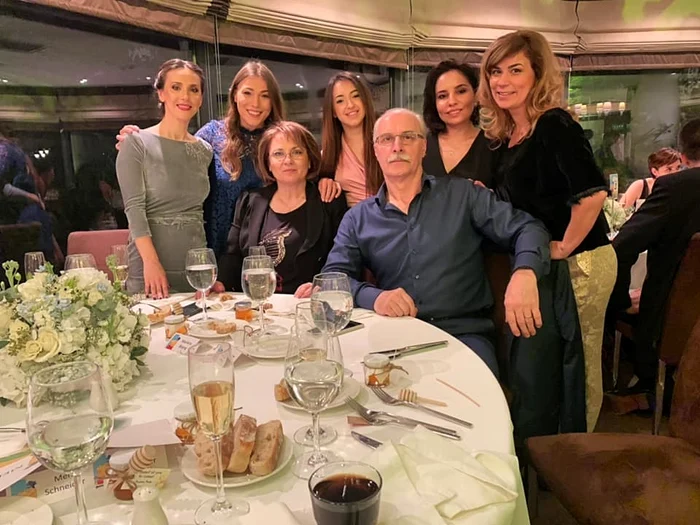 1 monica rosu larisa iordache silvia stroescu botez andreea raducan 2 jpg jpeg