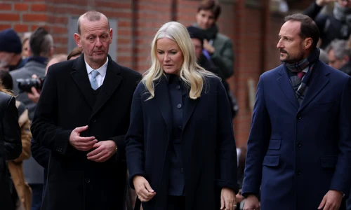 Prințesa Mette Marit în doliu și Prințul Haakon   GettyImages 1783682474 jpg