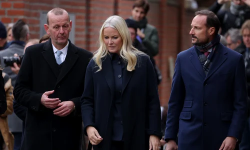 Prințesa Mette Marit în doliu și Prințul Haakon   GettyImages 1783682474 jpg