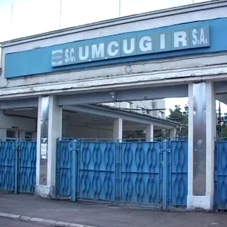 
    Explozie la Uzina Mecanică Cugir. Două persoane au fost rănite. A fost solicitat și un elicopter SMURD  