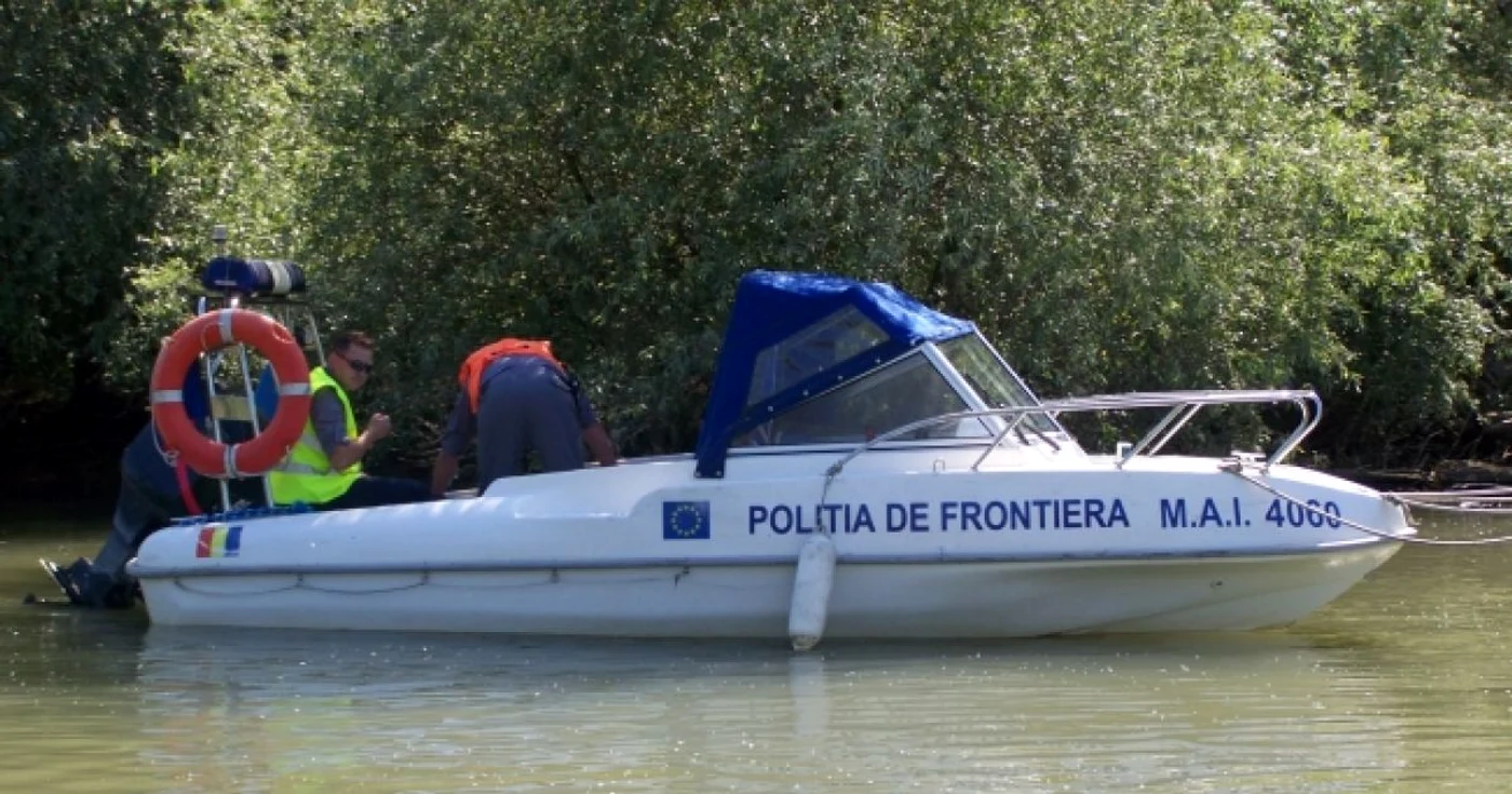 Prinşi cu plase interzise FOTO Arhivă Adevărul