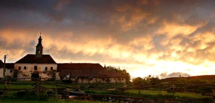 Conacul familiei Teleki este unul dintre cele mai spectaculoase din Transilvania FOTO: fotodragan.blogspot.ro