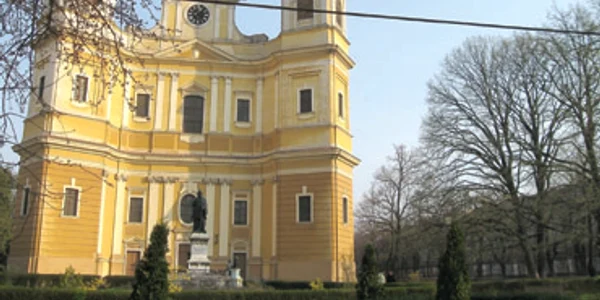 Bazilica „Sfânta Maria”, artă şi istorie