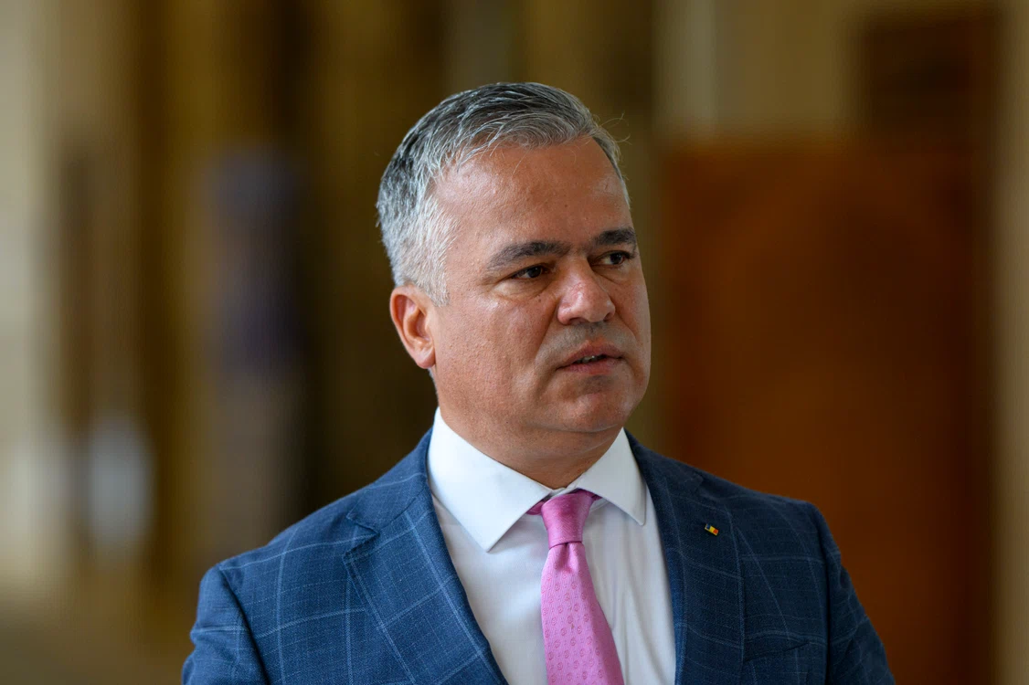 Adrian Veștea spune că va continua demersurile pentru învestirea noului guvern. FOTO: Mediafax