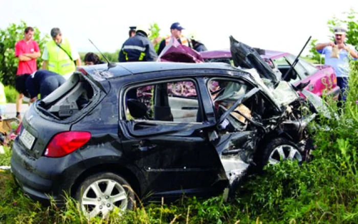 Şase oameni şi-au pierdut viaţa în urma accidentului provocat de vitezomanul Claudiu Hauptmann