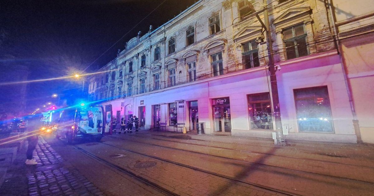 Femeie din Timișoara moartă în urma unui incendiu în bucătărie, fiica sa în siguranță Femeie din Timișoara moartă în urma unui incendiu în bucătărie, fiica sa în siguranță