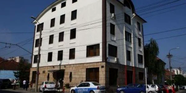 Dispozitivul a fost găsit la Casa de Pensii Braşov Foto. Adevărul Braşov