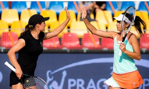 monica niculescu raluca olaru jpeg