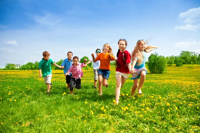 Copiii au nevoie zilnic de minim 4 ore de mișcare FOTO: Shutterstock