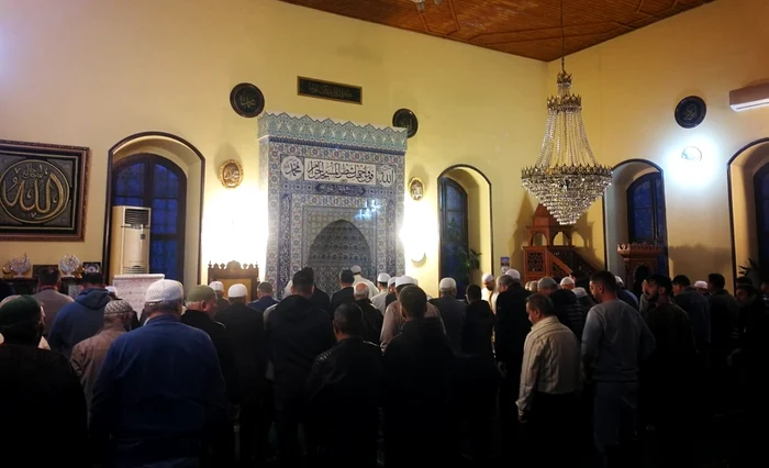 Musulmani în rugăciune FOTO: Muftiatul Cultului Musulman