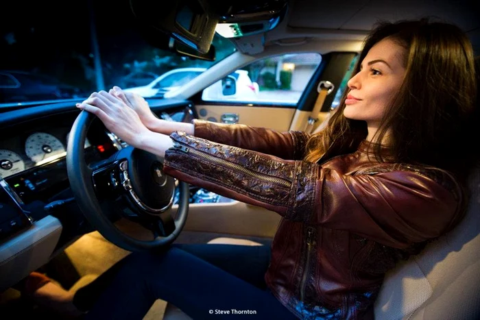 Monica Gabor şi-a schimbat stilul vestimentar de când este iubita magnatului chinez Mr. Pink