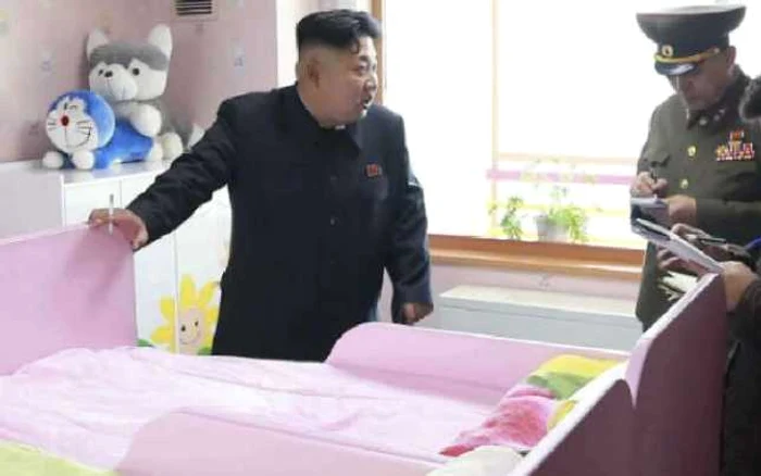 Detaliu Kim Jong-un in orfelinat FOTO The Independent