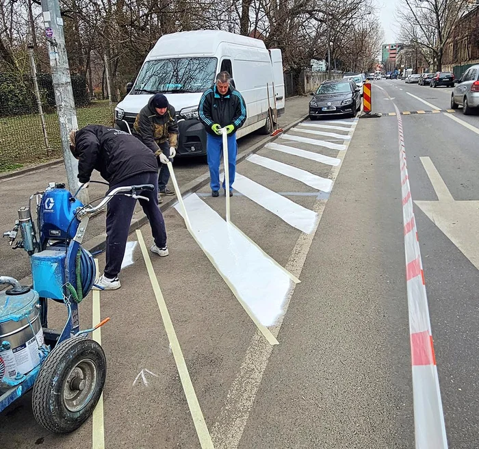 Se creeaza noi locuri de parcare in Bucuresti FOTO Facebook/Sebastian Bujduveanu