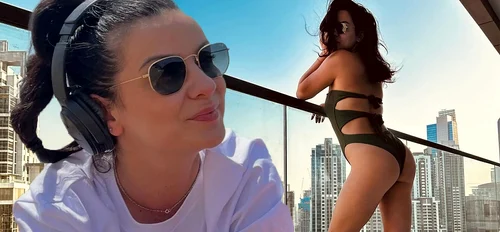 Cu cine își  lasă Anca Dinicu băiețelul cât timp filmează pentru noul show de la Antena 1, The Ticket!