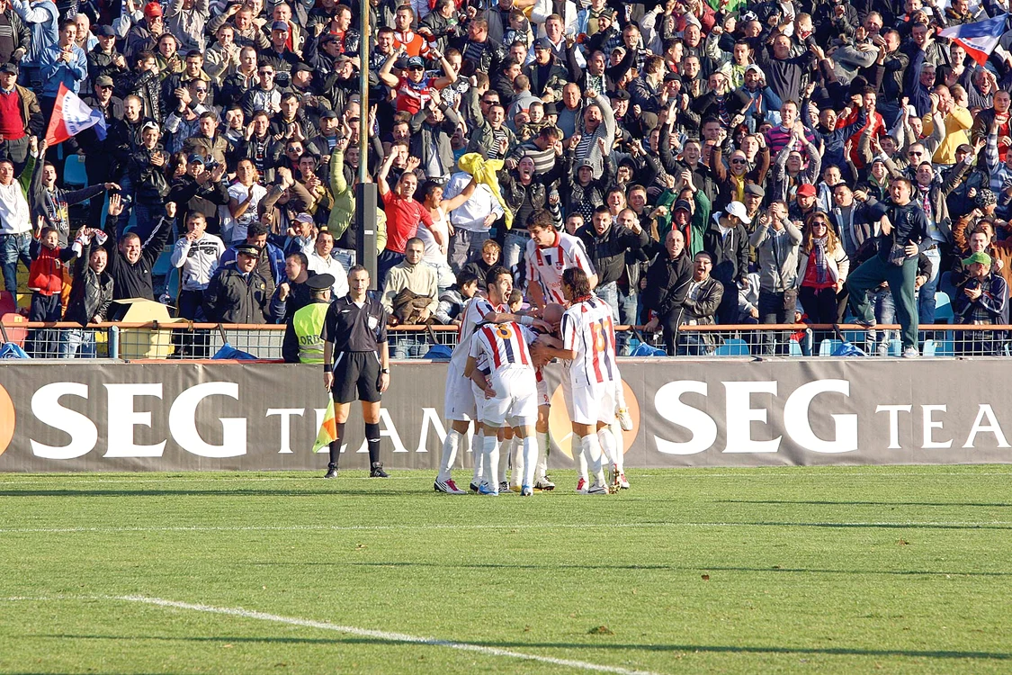 13.500 de oameni  trepidau la fiecare  meci alături de  echipă în Liga 1