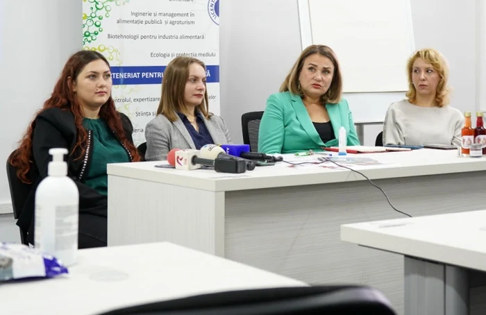 Echipa care a participat la Târgul de Invenții și Inovații din domeniul alimentar SURSA: UDJ Galați