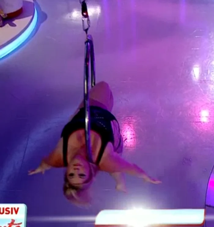 Tânăra de 27 de ani a făcut acrobaţii care au tăiat respiraţia